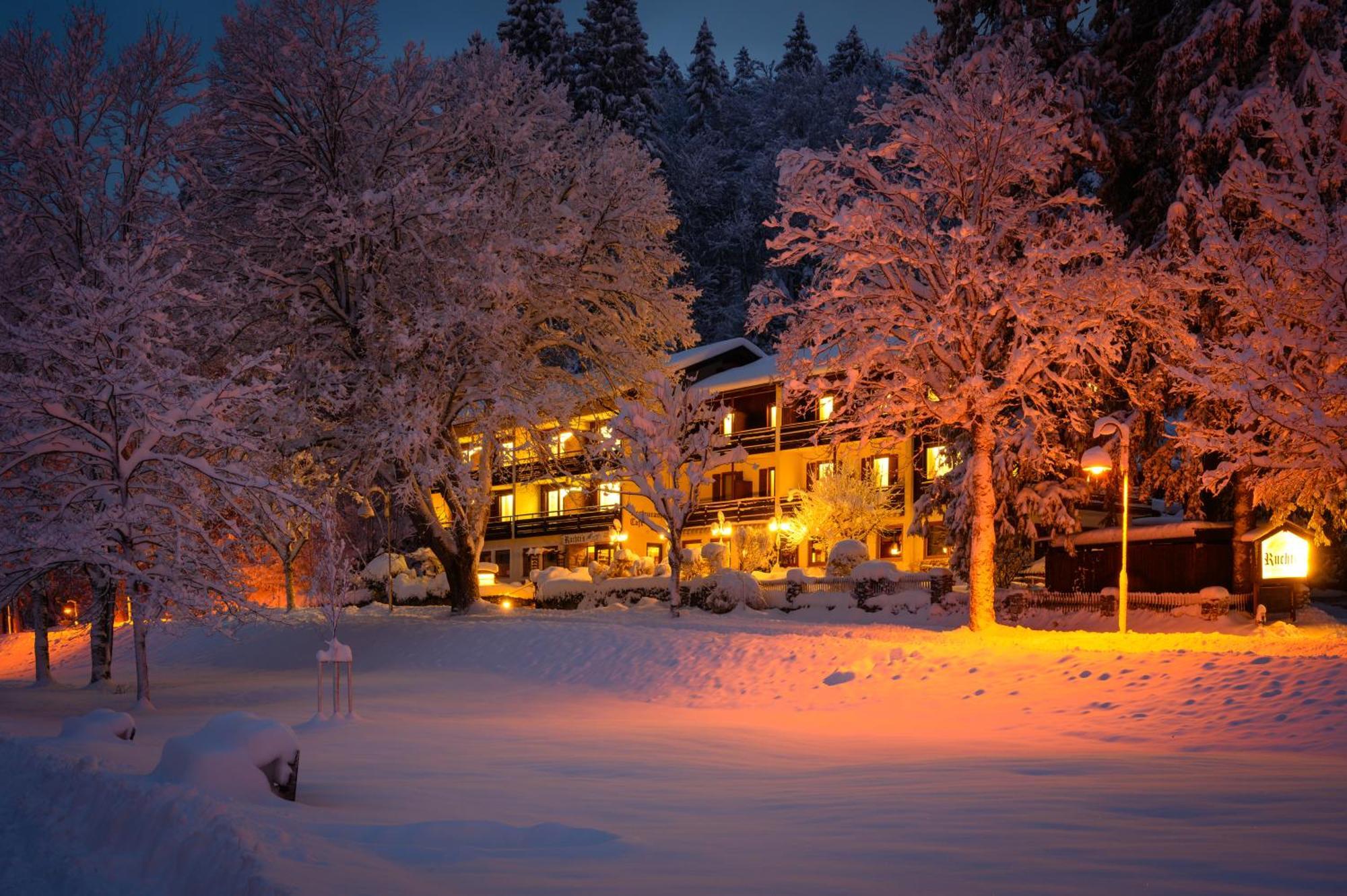 Hotel Ruchti - Zeit Fuer Mich Fussen Bagian luar foto